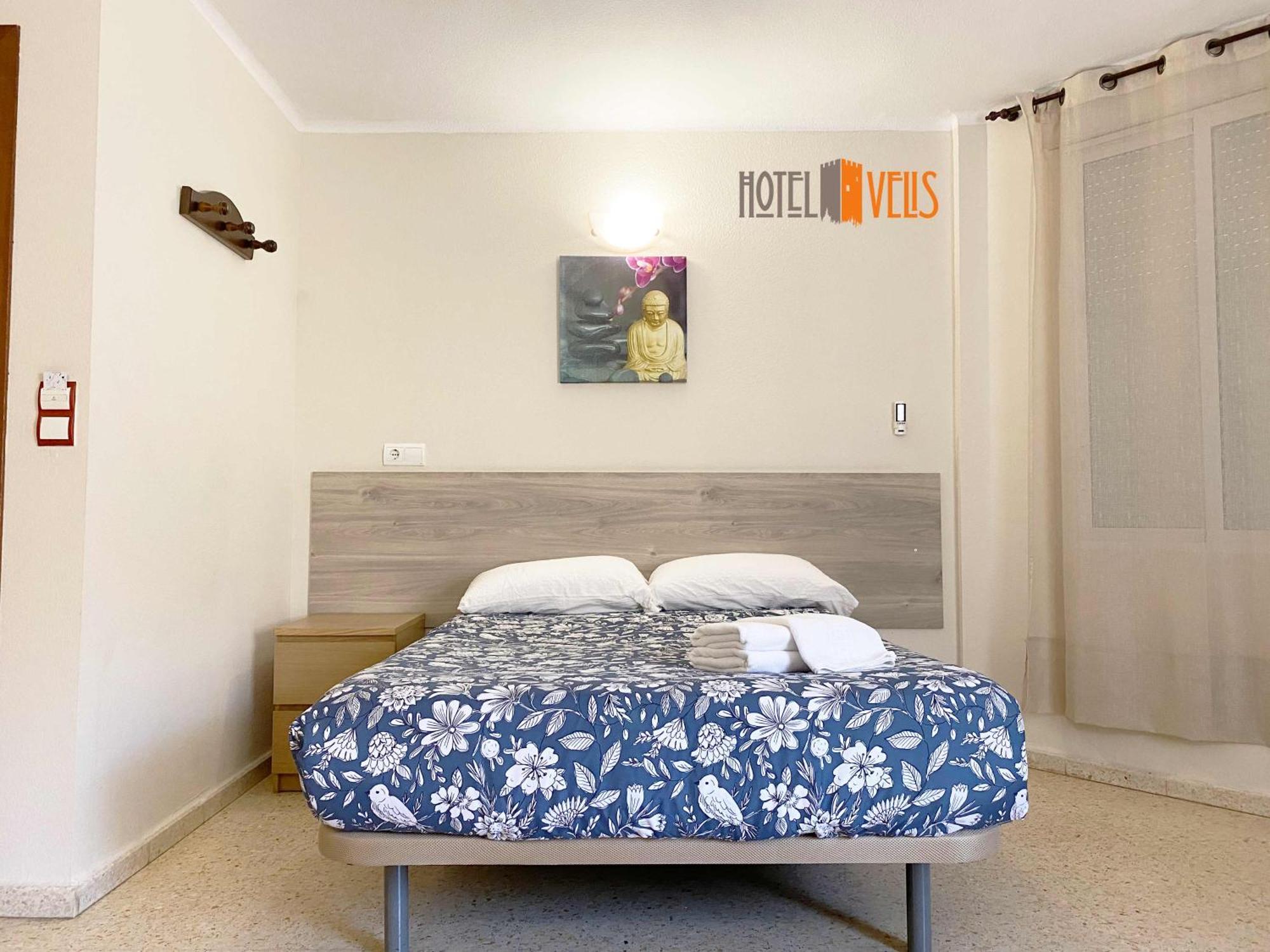 Hotel Velis Велес Экстерьер фото
